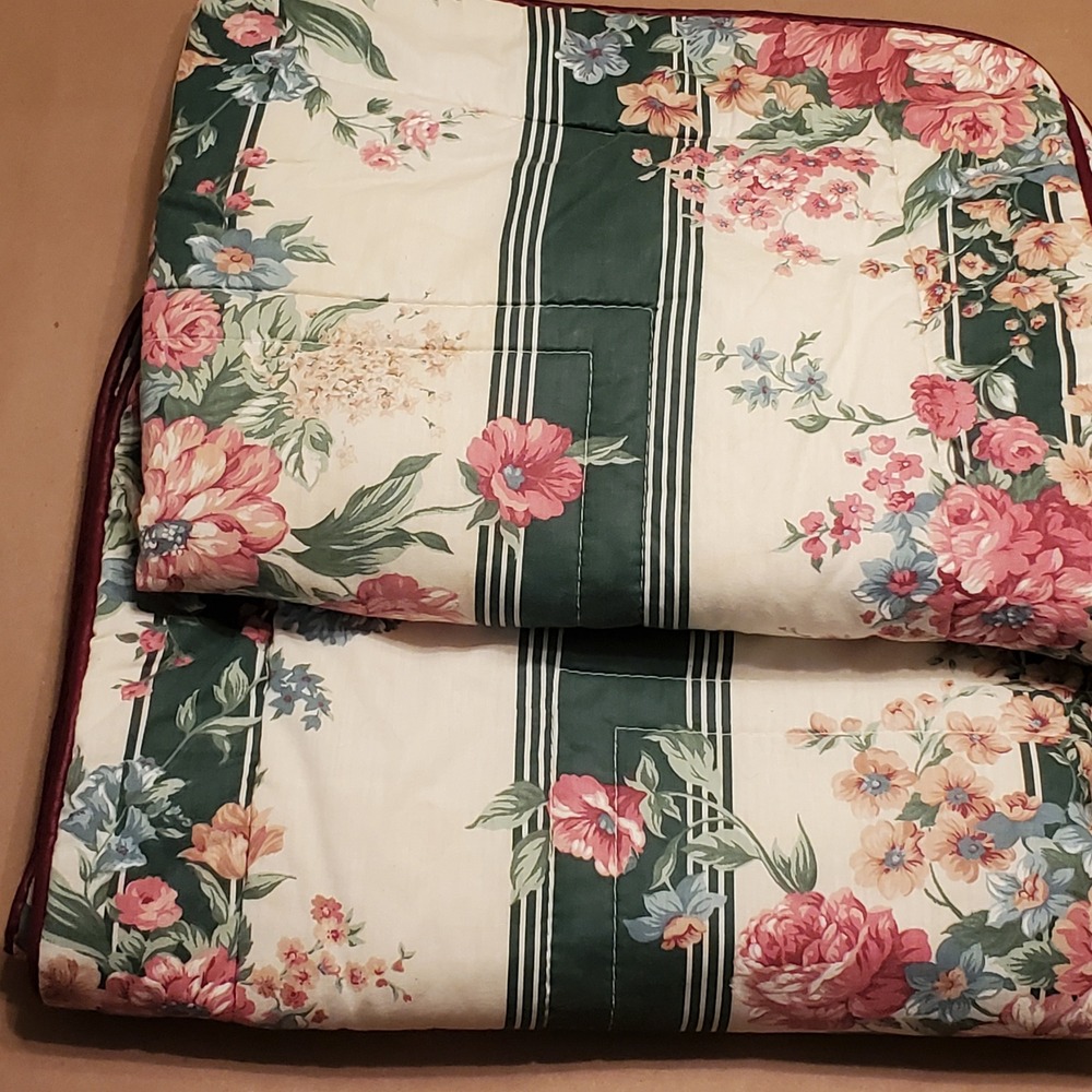 Vtg Pair Croscill Granada Pillow Sham Standard Green Stripe Cottagecore Floral